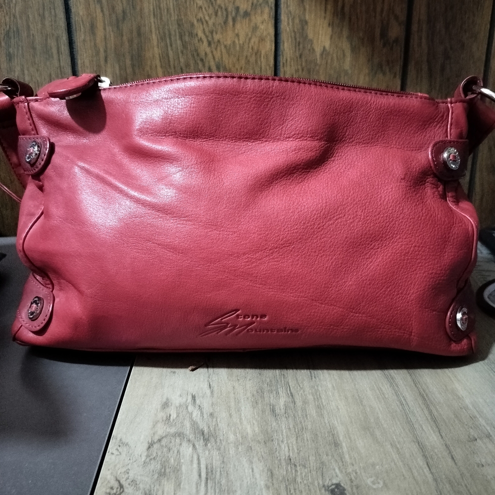 *FLASH SALE* Stone Mountain Accessories Red Soft Leather Shoulder Bag